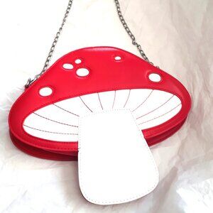 Red Mushroom Purse Chain Strap Kitschy Cool Fun Unique Hippie Purse